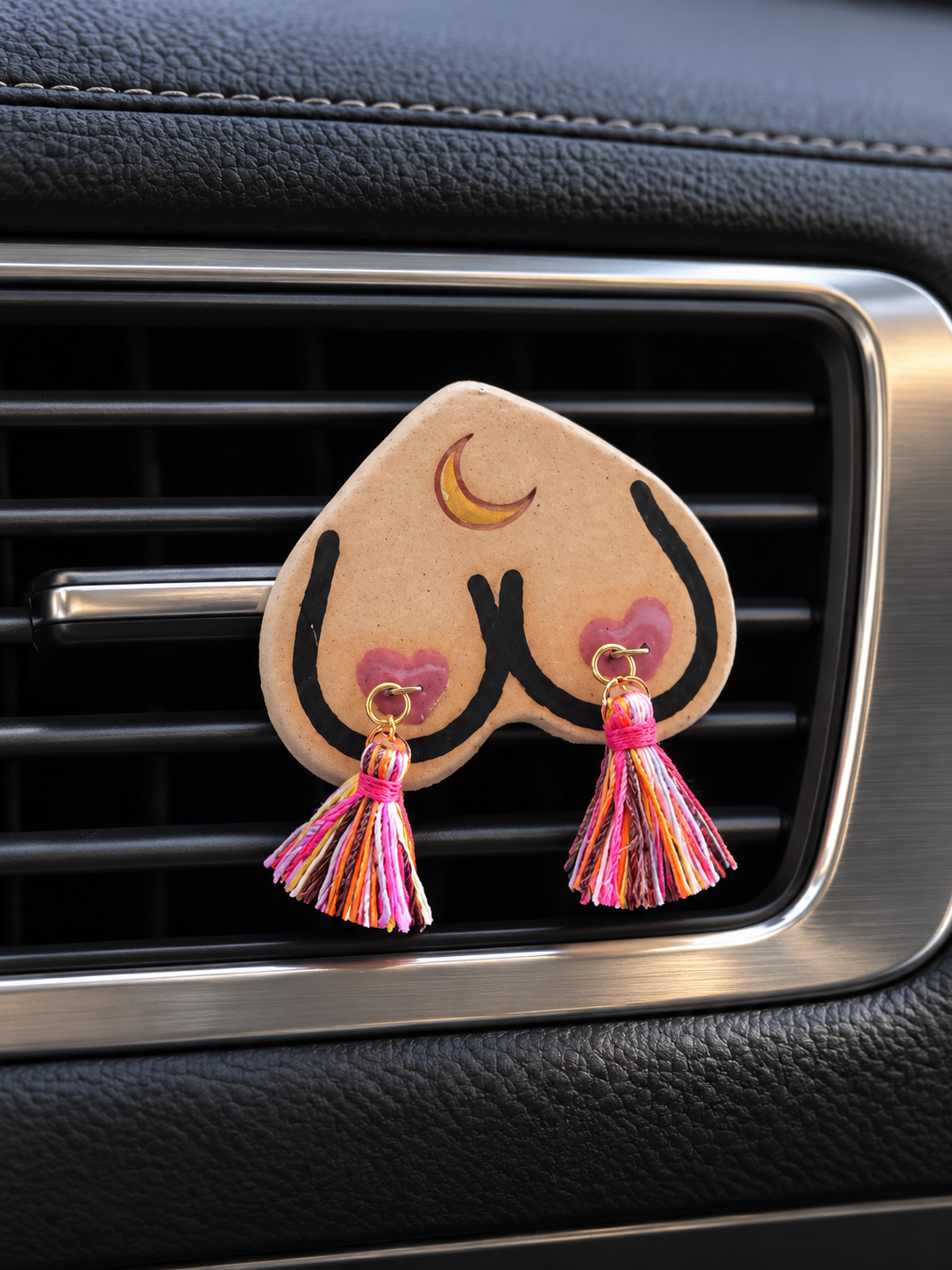 Preorder Bewbie Tassel Magnet Clay Diffuser | Light skin/Rainbow/Crescent