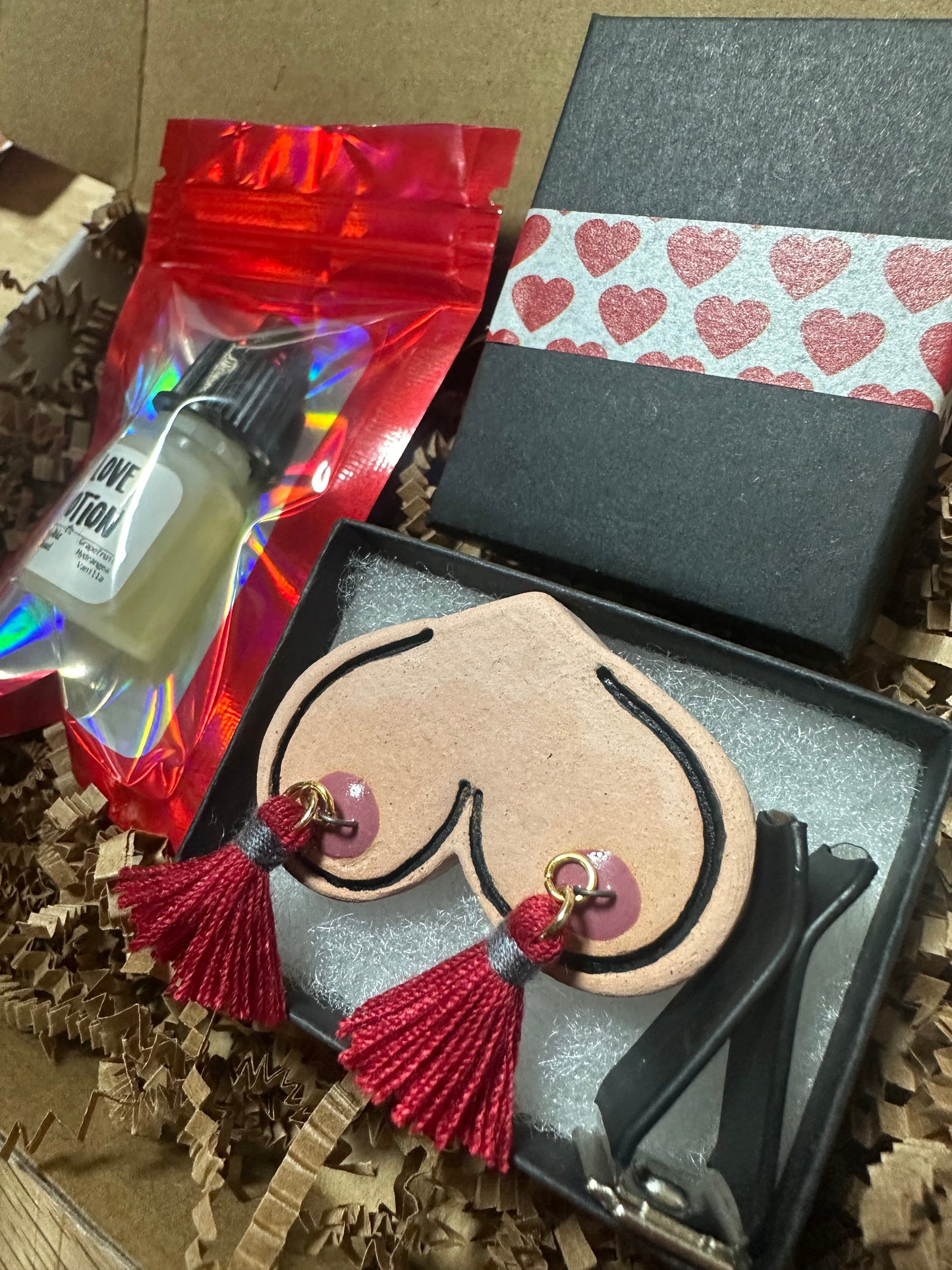 Valentine 2 pc Clay Bewbie Tassel Gift Set