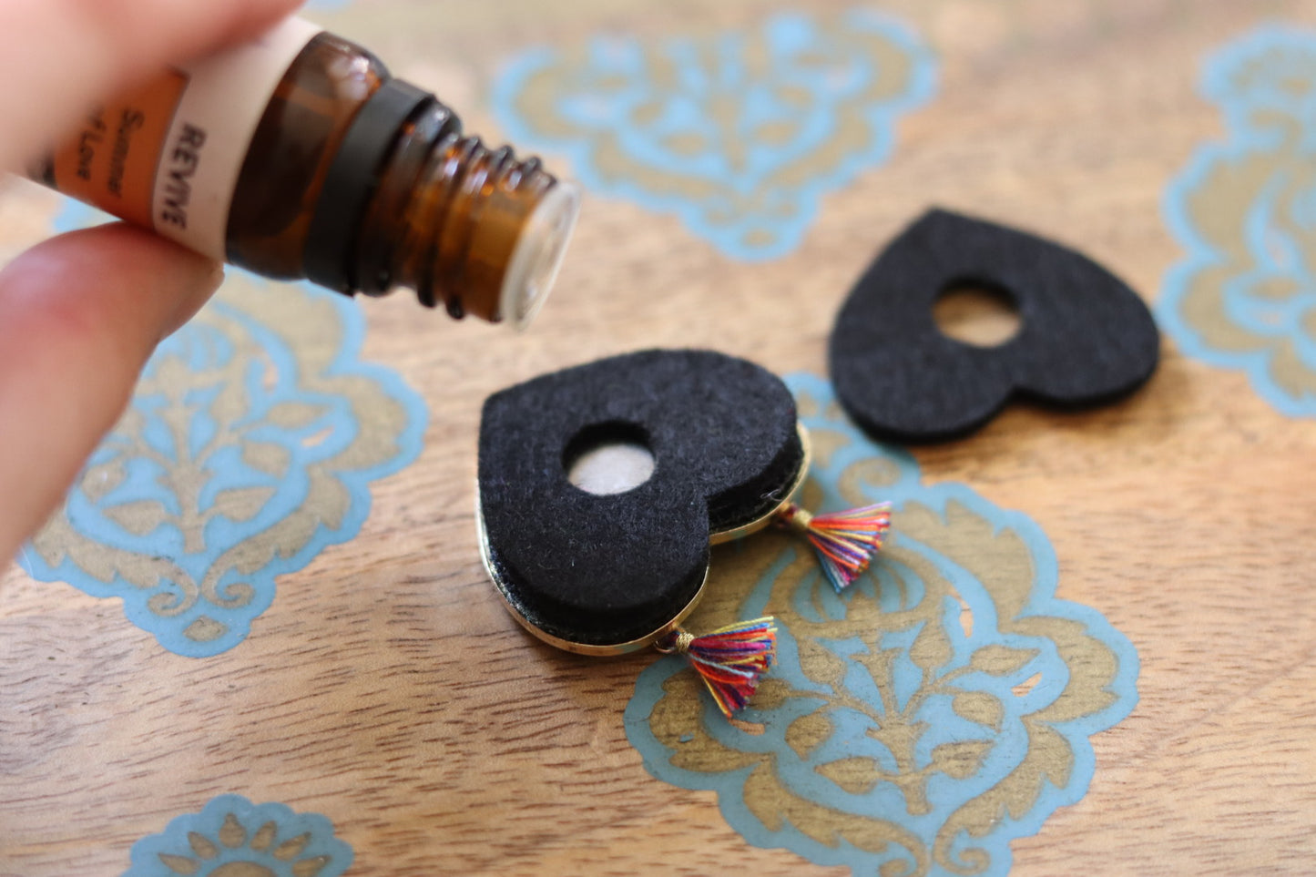 Bewbie Tassel Felt | Decor only or Felt diffuser | Magnet | light skin/rainbow/crescent w/ stars 1.5"