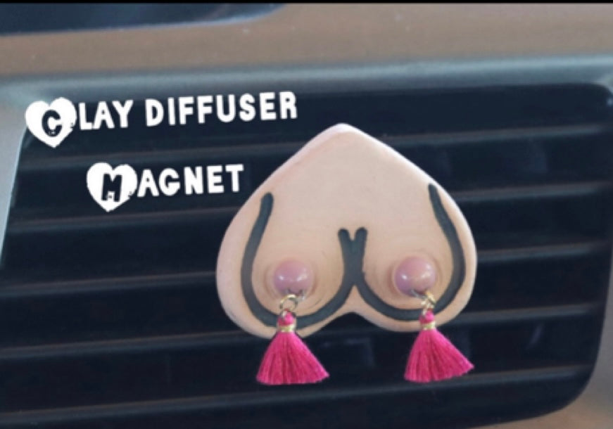 Bewbie Tassel Magnet | Clay Diffuser | Light skin/Pierced nips