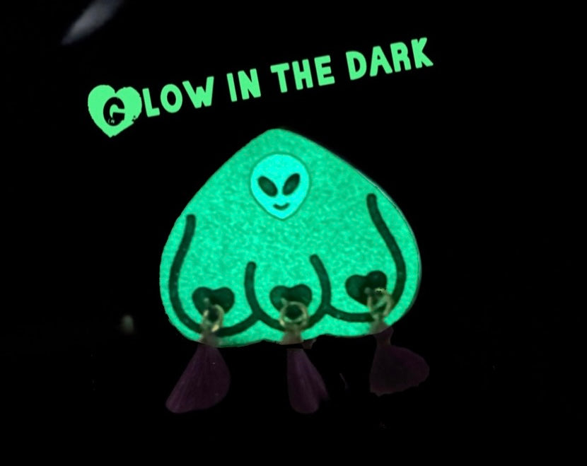 Glow in the Dark! Bewbie Tassel | Decor only or Felt diffuser | Magnet | Green Alien 1.5"