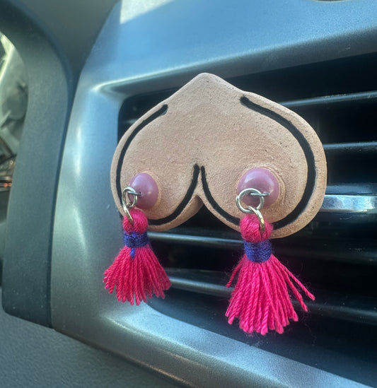 PREORDER Bewbie Tassel Magnet | Clay Diffuser | Light skin/Pierced nips